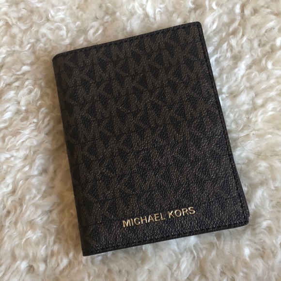 Michael Kors Bags Michael Kors Jet Set Passport Holder Poshmark
